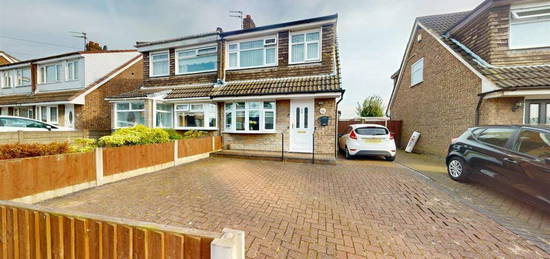 4 bedroom semi-detached house for sale