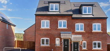 3 bedroom semi-detached house