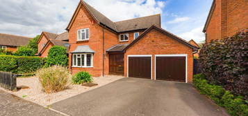 4 bedroom detached house