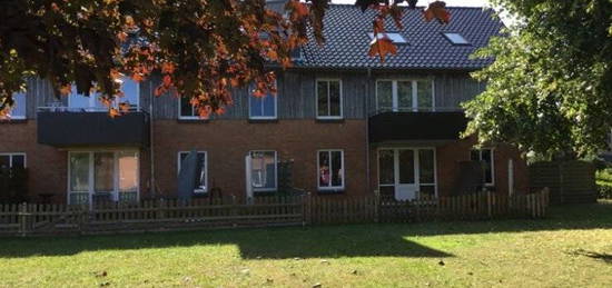 2 Zimmer-Wohnung mit Balkon und EBK in ruhiger Wohnlage in Schuby bei Schleswig.