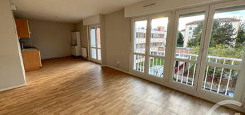 Location appartement 2 pièces 66 m²