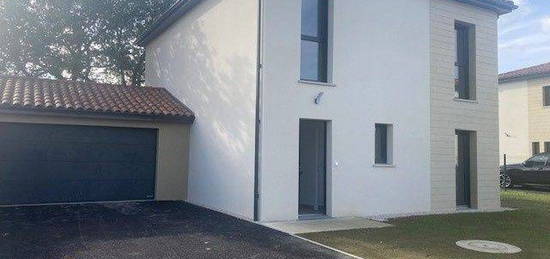 Villa 5 pièces 123 m²