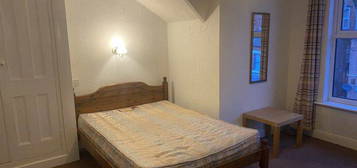 6 bed shared accommodation to rent