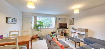 Terraced house to rent in Fernlea Road, London SW12