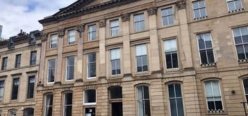 Flat to rent in Bath Street, City Centre, Glasgow G2