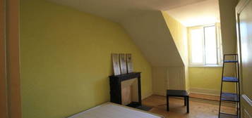 Location appartement 1 pièce 28 m²