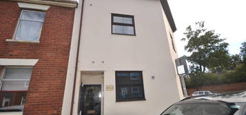 Flat to rent in Shaul House, Alpha Street, Exeter EX1