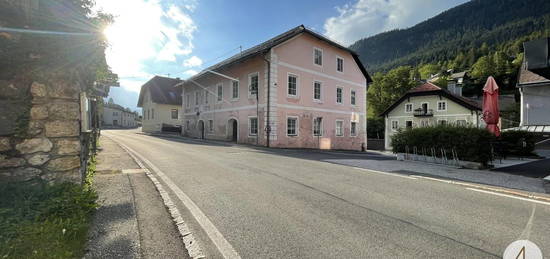 Attraktives Mehrfamilienhaus mit großem Entwicklungspotenzial in Bad Bleiberg