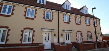 7 bedroom terraced house