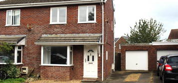 3 bed semi-detached house for sale