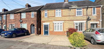 3 bed semi-detached house for sale