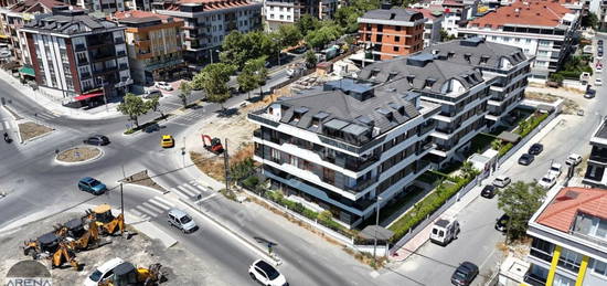 Kavaklı'da 2+1 75 M2 Havuzlu Site İçi Kapalı Mutfak Giriş Daire