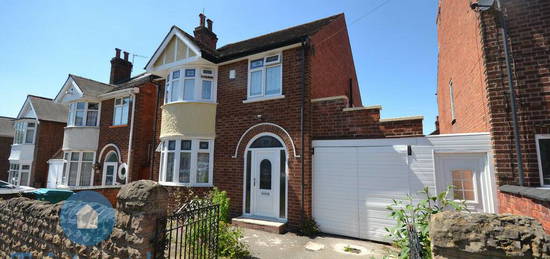 3 bedroom detached house