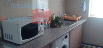 Apartament 2 cam, et 2 in Tataras, decomandat ,