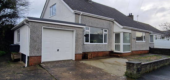 4 bed detached bungalow to rent