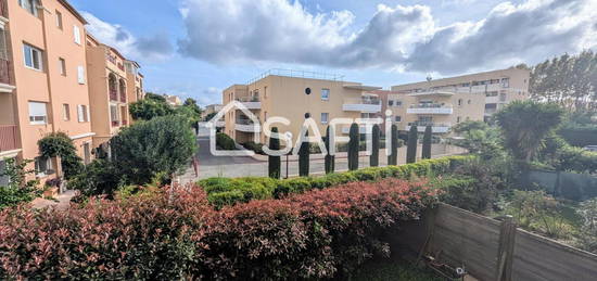 Fréjus plage, appartement situé dans une Résidence sécurisée de 1993, spacieuse terrasse, garage, cave