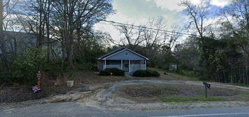 43 3rd Ave, McRae Helena, GA 31055