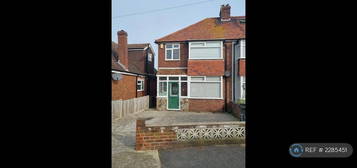 3 bedroom semi-detached house