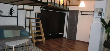 Grand studio loft, Rues piétonnes