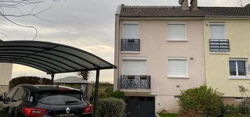 Maison  à vendre, 5 pièces, 3 chambres, 75 m²