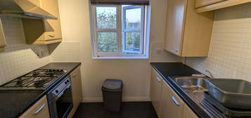 Flat to rent in Heyesmere Court, Aigburth, Liverpool L17