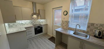 2 bedroom terraced house