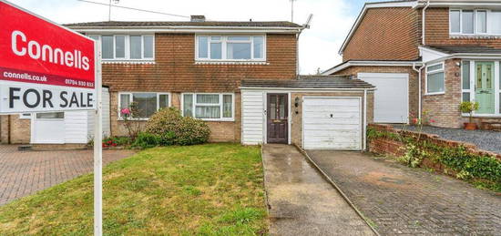 3 bedroom semi-detached house for sale