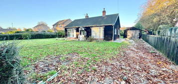 2 bed detached bungalow for sale