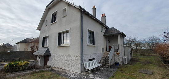 Maison  à vendre, 5 pièces, 4 chambres, 147 m²