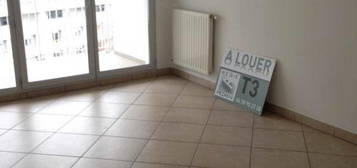 Location appartement 3 pièces 69 m²