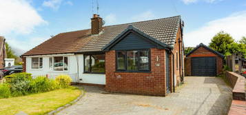 2 bedroom semi-detached house for sale