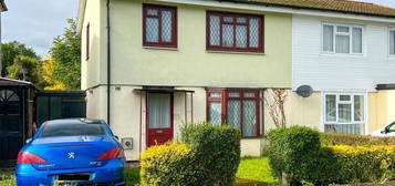 3 bed semi-detached house for sale