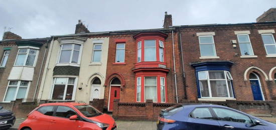 4 bed terraced house for sale