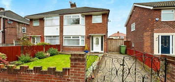 3 bedroom semi-detached house for sale