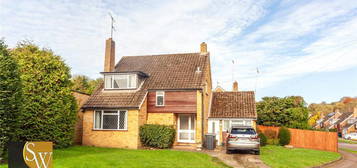 4 bedroom detached house to rent