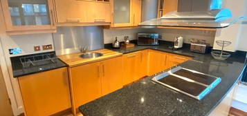 2 bed flat to rent