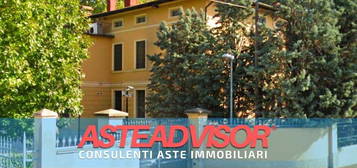 Villa all'asta in via Vignolese, 2665