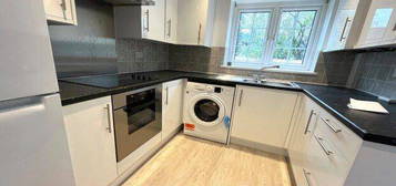 Detached house to rent in Wilderswood Close, Manchester M20