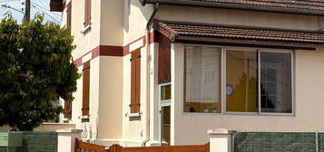 Maison de ville à vendre, 4 pièces, 2 chambres, 65 m²