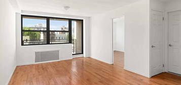 10-44 47th Ave #3E, Long Island City, NY 11101