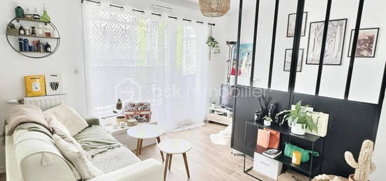 Studio  à vendre, 1 pièce, 31 m², Étage 2/–