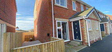 Terraced house to rent in Furnace Street, Hyde SK14