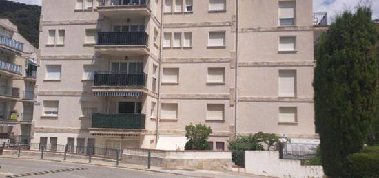 Piso en venta en  Urbanització Cala Salions