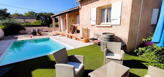 Villa de plain-pied  à vendre, 4 pièces, 3 chambres, 115 m²