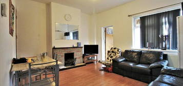 4 bedroom terraced house