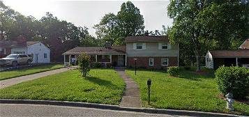 5603 Chesterfield Dr, Temple Hills, MD 20748