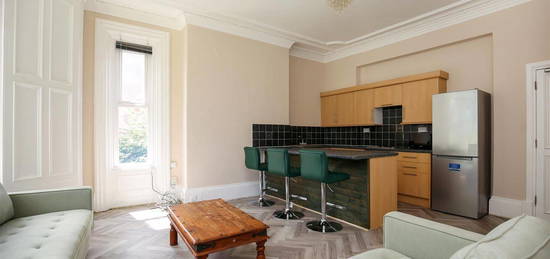 2 bed flat to rent