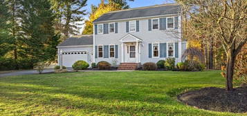 10 Kimber Cir, Abington, MA 02351