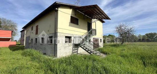 Villa unifamiliare Strada Gherbella 152L, Portile - Paganine, Modena