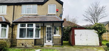 3 bed semi-detached house to rent